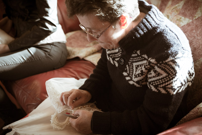 BRIDES MUM SEWING LAST BUTTON